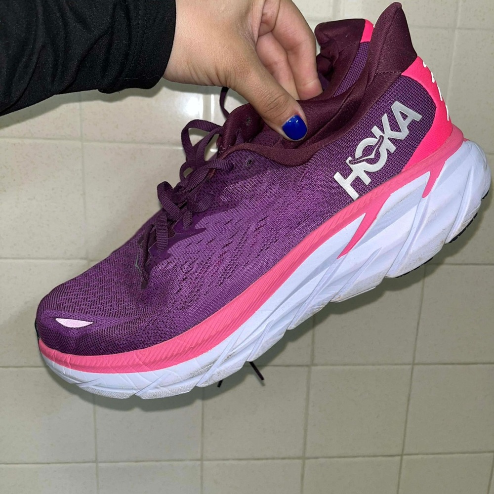 HOKA ONE ONE Clifton 8 Women’s Running Shoes – Purple/Pink – Size US 8.5
